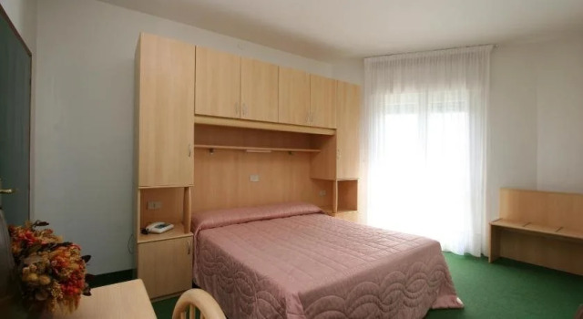Hotel Garden, Book Hotel Hoteller i Friuli Venezia Giulia med parkering, Parkering