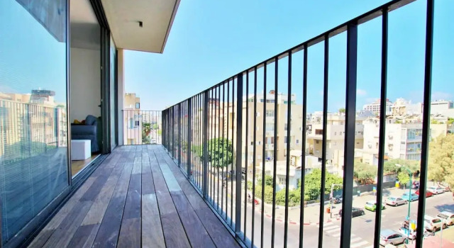 Апартаменты Luxury с балконом Hilton Beach new Spectacular 2BR Terrace