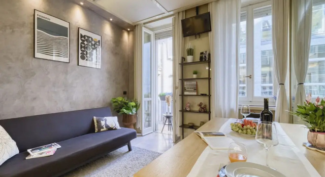 Cerva - Stylish 1 Bedroom Close to Duomo, Забронировать Апартаменты/квартира Апартаменты Милана, рядом с Универмаг Excelsior, Апартаменты/квартира