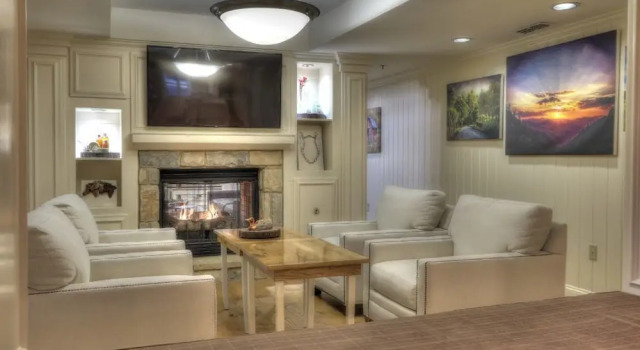 Lodge at Five Oaks Pigeon Forge - Sevierville, Забронировать Отель Севьервилл Great Smoky Mountains National Park