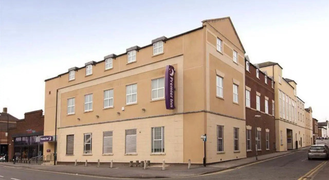 Premier Inn Stratford-Upon-Avon Central, Забронировать Отель Отели Стратфорд-апон-Эйвон 3 звезды, рядом с The Jester, 3*
