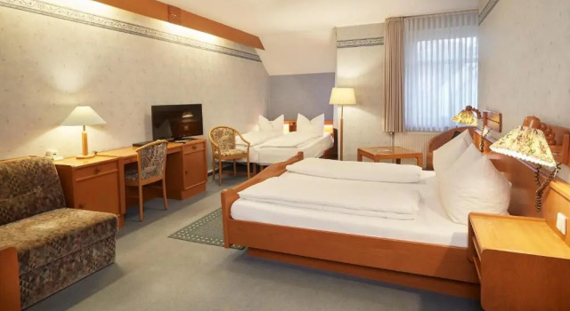 Четырёхместный номер Standard Park Hotel Berlin