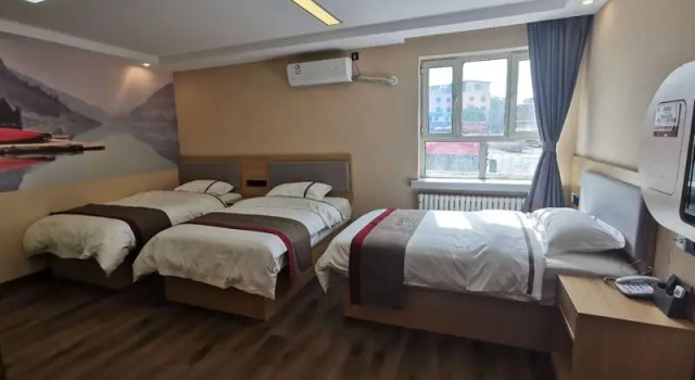 Thank Inn Hotel Xinjiang Urumqi Xinshi North Station East Road, Rezerwuj Hotel Urumqi Xinjiang