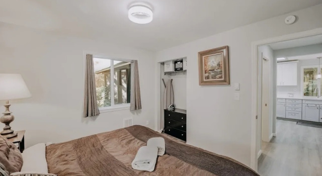 49sl - Hot Tub - Wifi - Fireplace - Sleeps 10 3 Bedroom Home by Redawning, Buchen Sie Ferienhaus Villen in Glacier, Villa