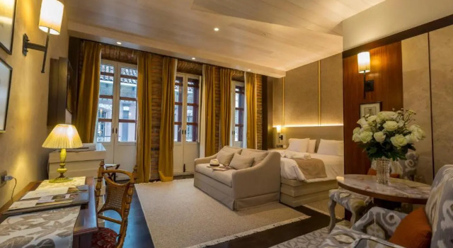 Mansion Alcazar, Book Boutique Hotel Hoteller i Cuenca med parkering, nær San Blas square, Parkering
