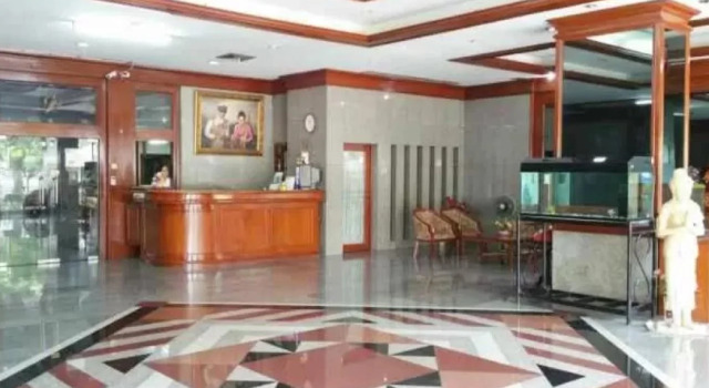 Poonchock Mansion, Забронировать Отель Чатучак Бангкок, рядом с Хайэклатпхрау