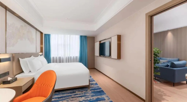Люкс Ramada Encore by Wyndham Changsha Yuhua