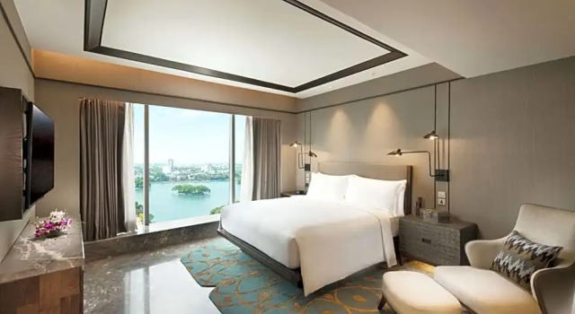 Двухместный люкс Deluxe c 1 комнатой Conrad Bengaluru
