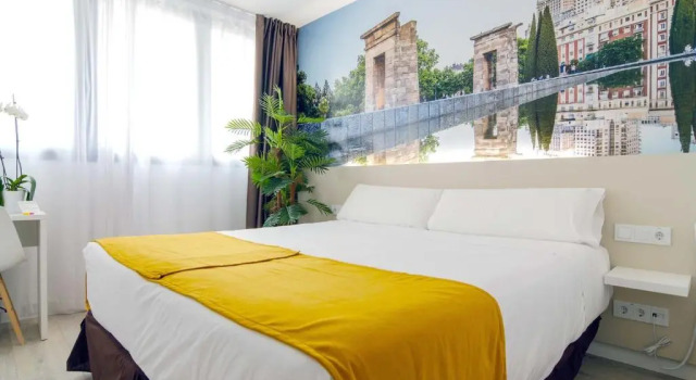 Двухместный номер Deluxe Hotel BESTPRICE Alcalá