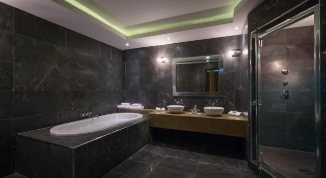 Трёхместный номер Loughrea Hotel & Spa