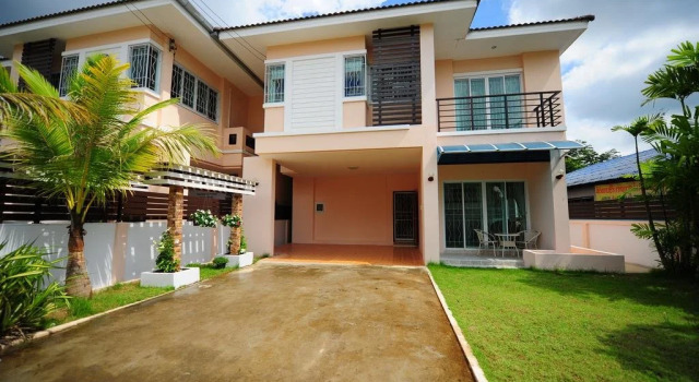 Holiday Home Tasala Chiang Mai, Забронировать Отель Чиангмай 