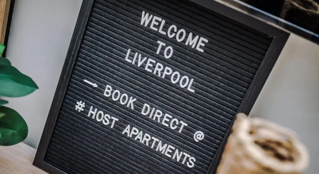 Апартаменты Liverpool Dockfront Apt With Parking - Sleeps 6