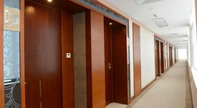 China Dragon Golf Hotel, Boek Hotel Hotels in Guangdong met parkeren, Parkeren