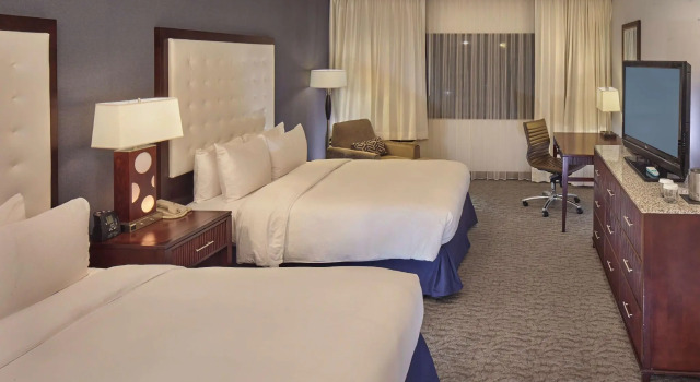 Четырёхместный номер Deluxe DoubleTree by Hilton Little Rock