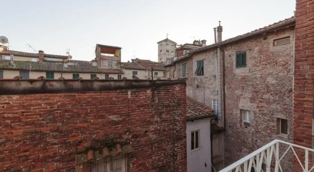 Smart and Central Located Two Bedrooms Air Conditioned Apartment Surrounded by Medieval Towers