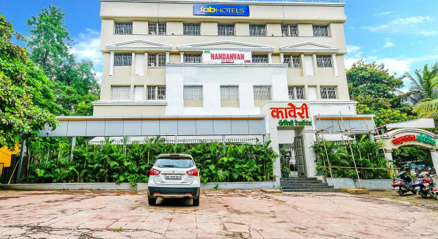 FabHotel Nandanvan
