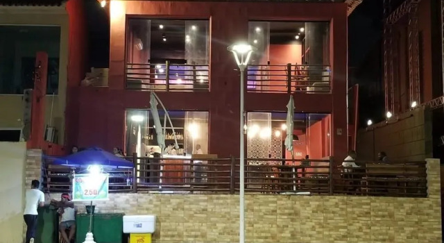 Sunset Lounge Hotel