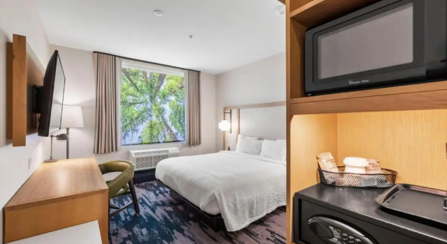 Номер Standard Fairfield by Marriott Inn & Suites San Francisco Airport Oyster Point Area