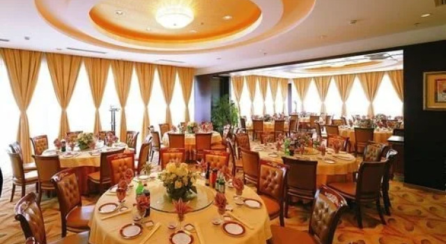 South China International Hotel Hangzhou, Rezerwuj Hotel Hotele w Hangzhou z basenem, Basen