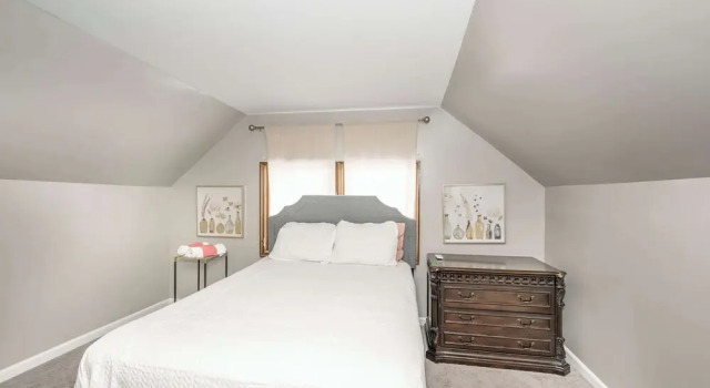 The Bishops Manor Stay for 10!, Book Feriehus West Chester Ohio