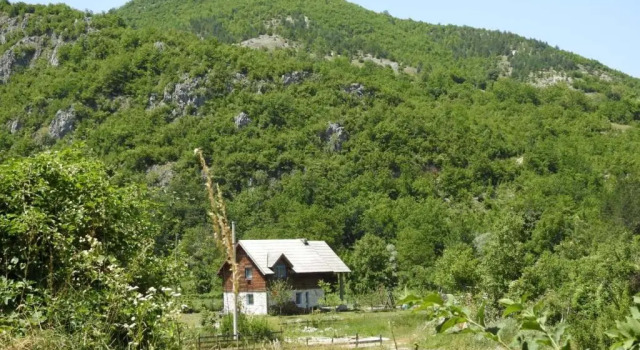 Exo Log Cottage, Забронировать Дом для отпуска Кониц Федерация Боснии и Герцеговины