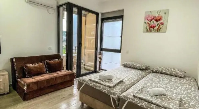 Apartmani E1 & E2