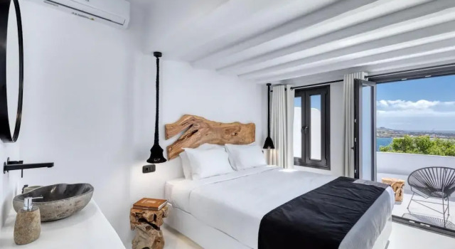 Luxury Key Mykonos 5 Bed Villa Black Royal Psarou