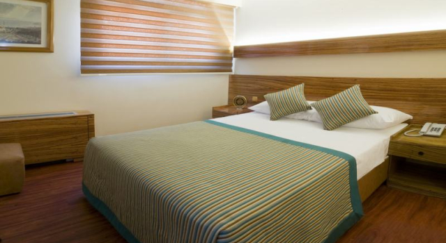 Двухместный номер Comfort с балконом Hotel Buyuk Keban