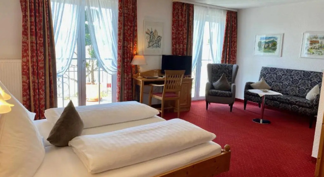 Двухместный номер Standard с балконом и с видом на озеро Seehotel Schäpfle