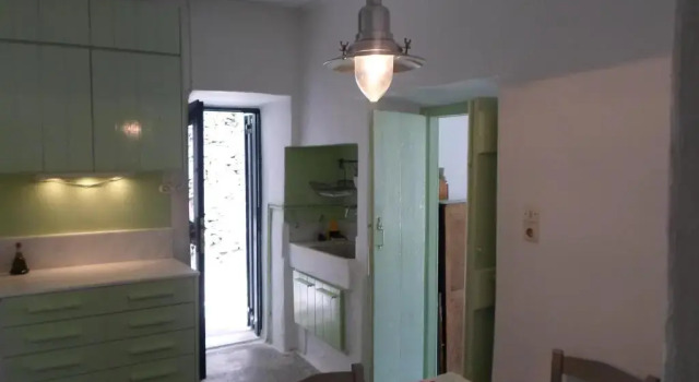 Коттедж Hidesign Athens Traditional Stone house in Kea