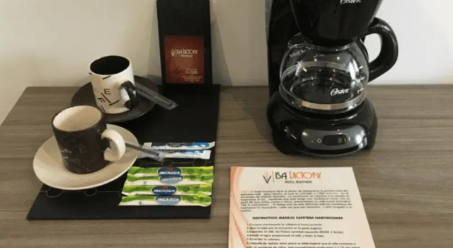 Четырёхместный номер Standard с балконом Isa Victory Hotel Boutique