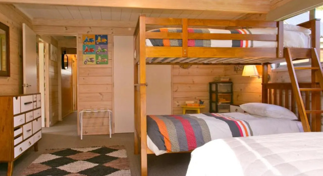 Riverstone House - Turangi Holiday Home