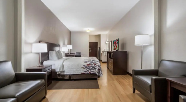 Номер Superior Red Roof Inn & Suites Omaha - Council Bluffs