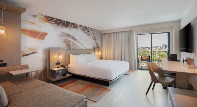 Двухместный номер Standard с балконом Tucson Marriott University Park