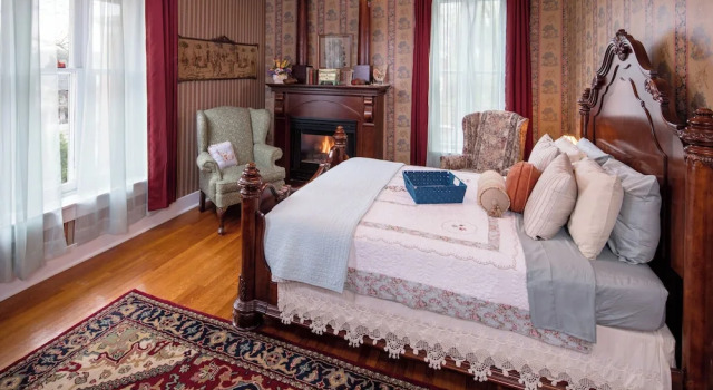 Номер Standard The Steamboat House Bed & Breakfast