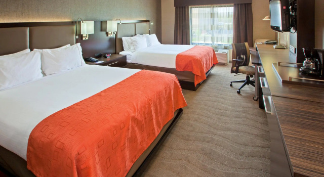 Номер Executive Holiday Inn Express and Suites Columbus Edinburgh by IHG