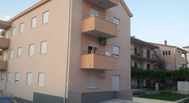 Apartments Adriatic - Split Stobrec, Book Apartment Splitska Brac Island