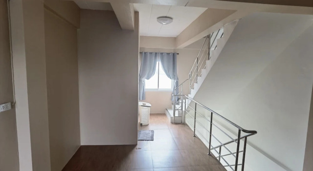 YYK Hostel 24