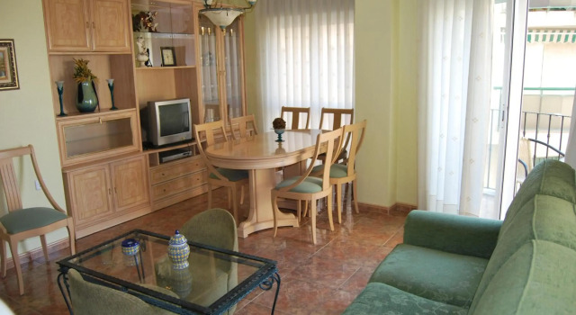 Torrevieja spacious 3 bedroom apartment 2 bathrooms Ulpiano, Забронировать Апартаменты/квартира Торревьеха Коста-Бланка, рядом с Плавучий музей на патрульном корабле Albatros III