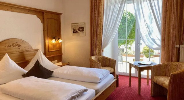 Двухместный номер Standard с балконом и с видом на озеро Seehotel Schäpfle
