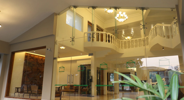 The Pavillion Hotel