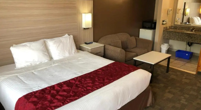 Номер Standard Knights Inn Huntsville