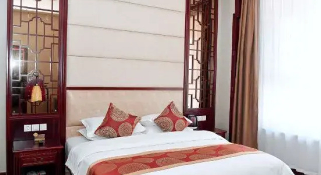 Трёхместный люкс Guo Bin Hotel