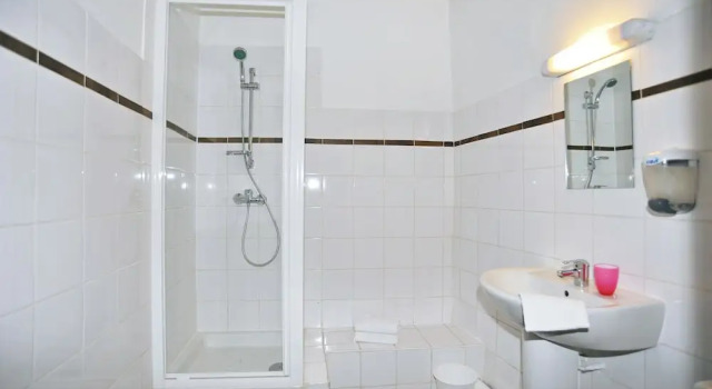 Двухместный номер Comfort Hôtel Raphael Prado