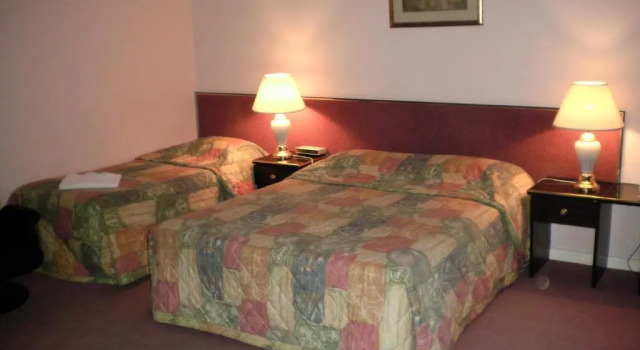 Трёхместный номер Deluxe Avalon Motel