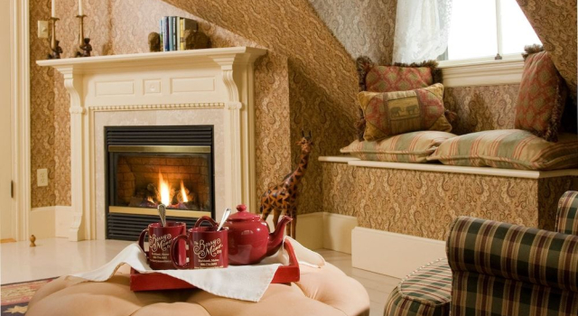 Berry Manor Inn, Забронировать Отель Отели Рокленда 4 звезды, рядом с Художественная галерея Carver Hill, 4*