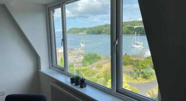 Апартаменты Apartment with stunning views of Menai Strait.
