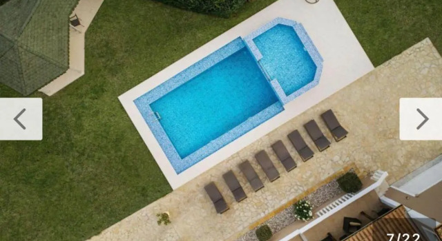 Вилла PARADISE APARTMENTS & SUITES
