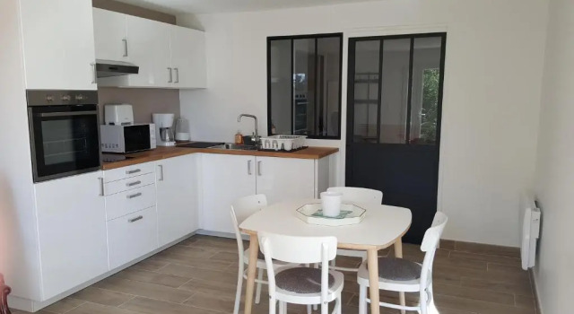 Appartement indépendant dans maison individuelle, Prenota Appartamento Velleron Valchiusa