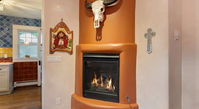 Коттедж Luxury Laughing Llama - Luxury Home Two Blocks From The Plaza